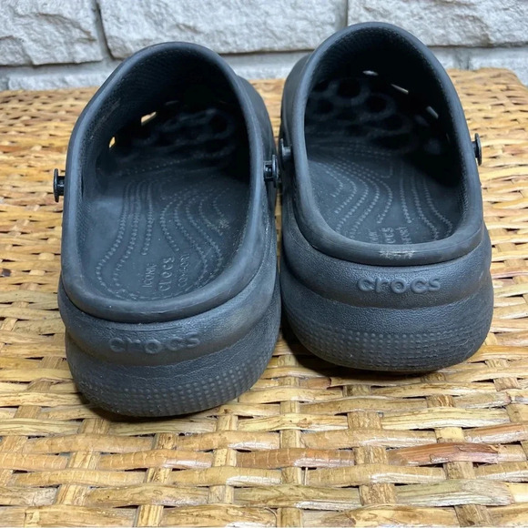 Kids Platform Crocs - Picture 2 of 8